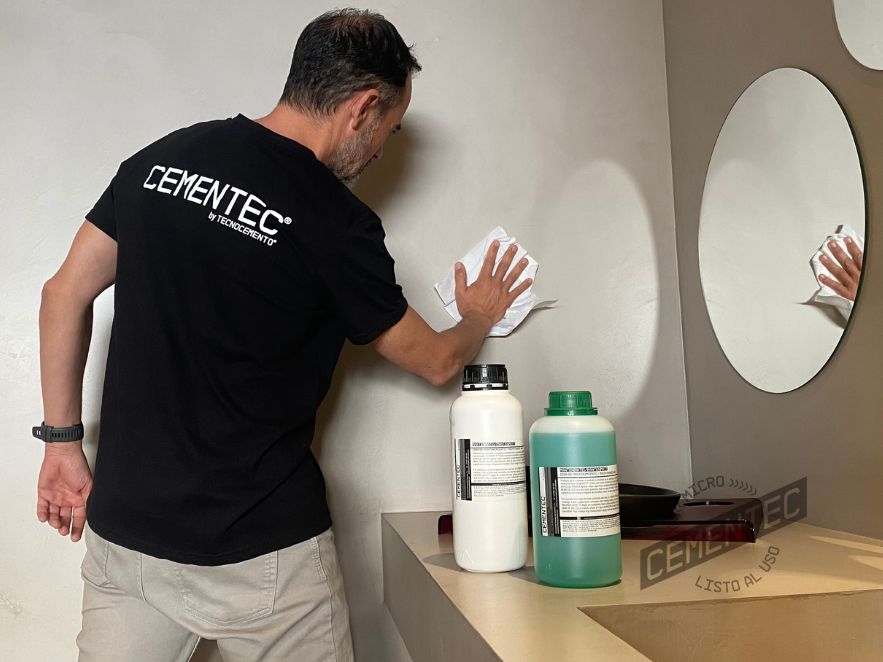 Microcement applicator explaining how to clean microcement with Cementec products.