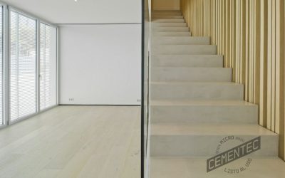 Escaleras de microcemento y madera: Naturalidad en cada paso