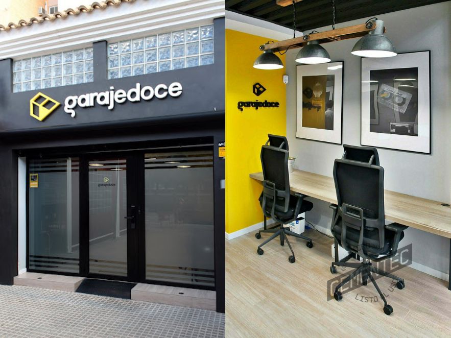 Reforma de oficinas con microcemento en fachada exterior y en paredes de interior de agencia de marketing.